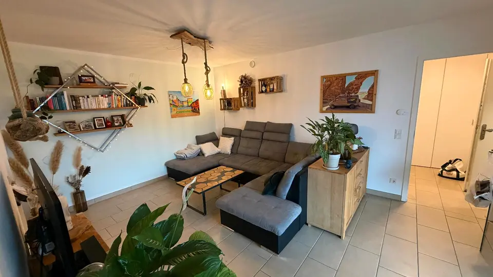 WG-Zimmer mit 91 m² in Brühl – Bild 1