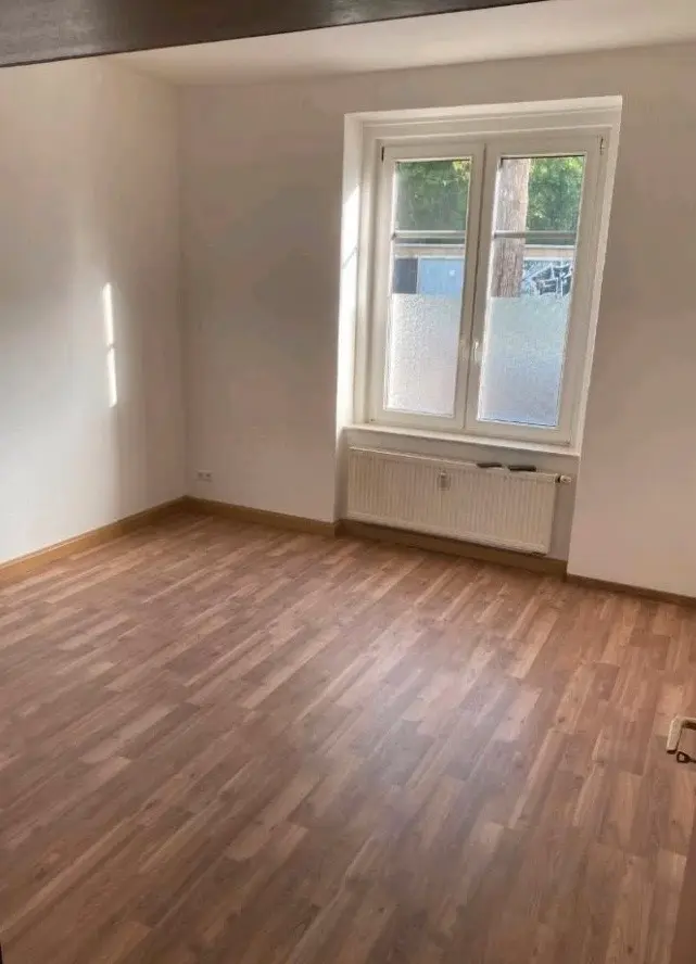 2 Zimmer Wohnung mit 42 m² in Plauen – Bild 1