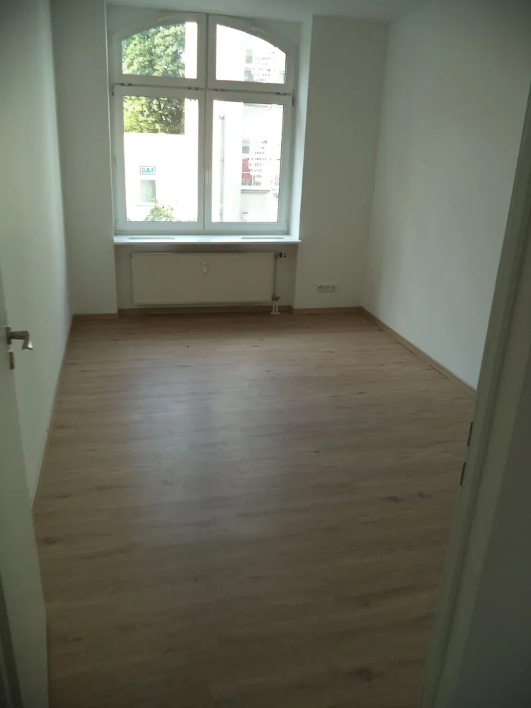 2 Zimmer Wohnung mit 73 m² in Erfurt – Bild 2