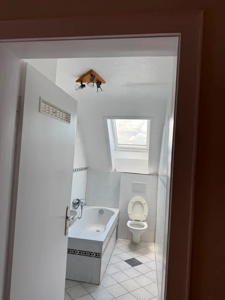 4 Zimmer Wohnung mit 100 m² in Koblenz – Bild 5