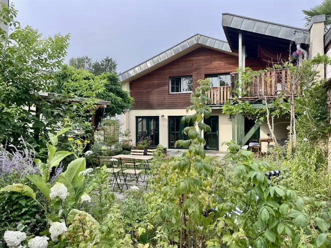 4 Zimmer Wohnung mit 144 m² in Bonn – Bild 2