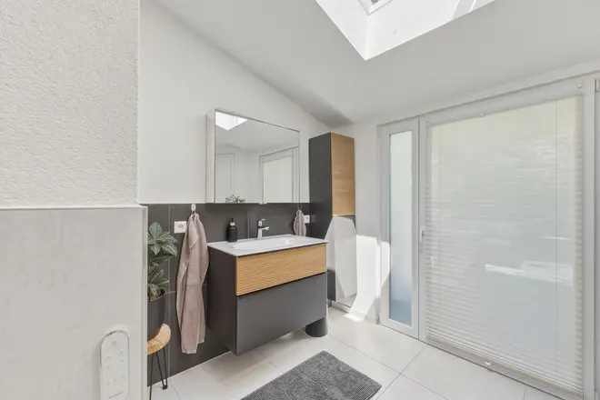 6 Zimmer Haus mit 206 m² in Stuttgart – Bild 12