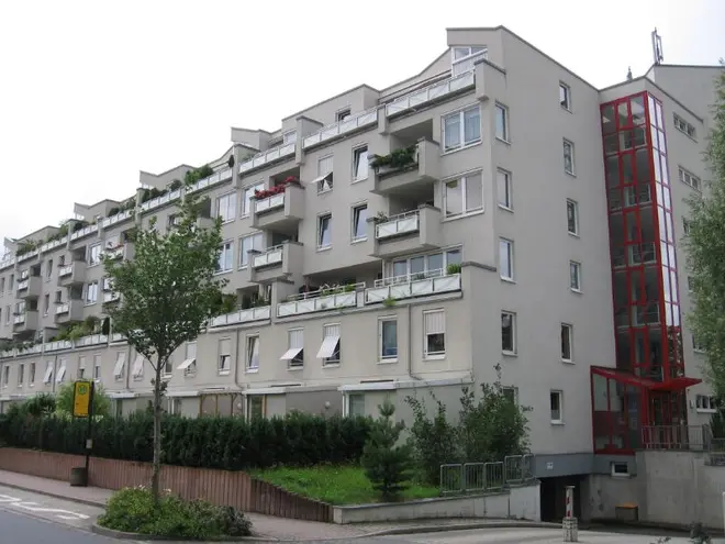 2 Zimmer Wohnung mit 71 m² in Dresden – Bild 2