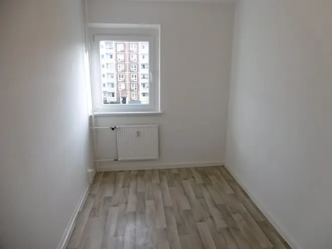 4 Zimmer Wohnung mit 72 m² in Rostock – Bild 2