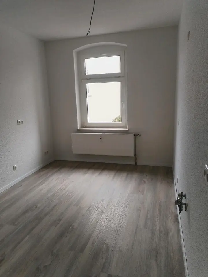 4 Zimmer Wohnung mit 98 m² in Zwickau – Bild 3