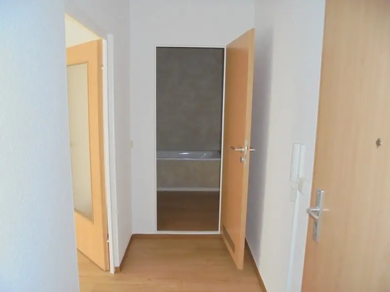 2 Zimmer Wohnung mit 35 m² in Gera – Bild 2