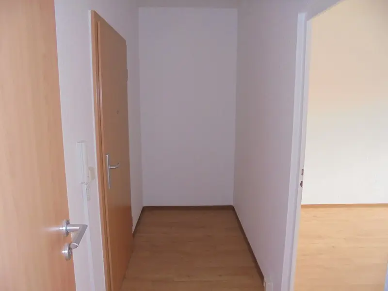 2 Zimmer Wohnung mit 35 m² in Gera – Bild 3