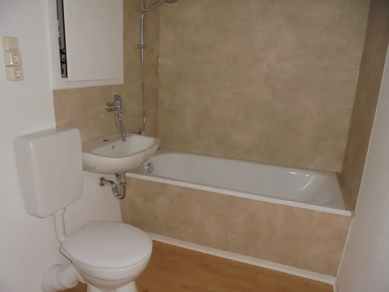 2 Zimmer Wohnung mit 35 m² in Gera – Bild 5