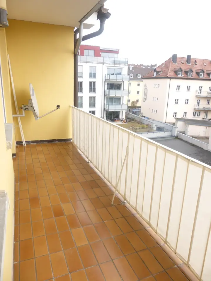 2 Zimmer Wohnung mit 72 m² in Würzburg – Bild 5