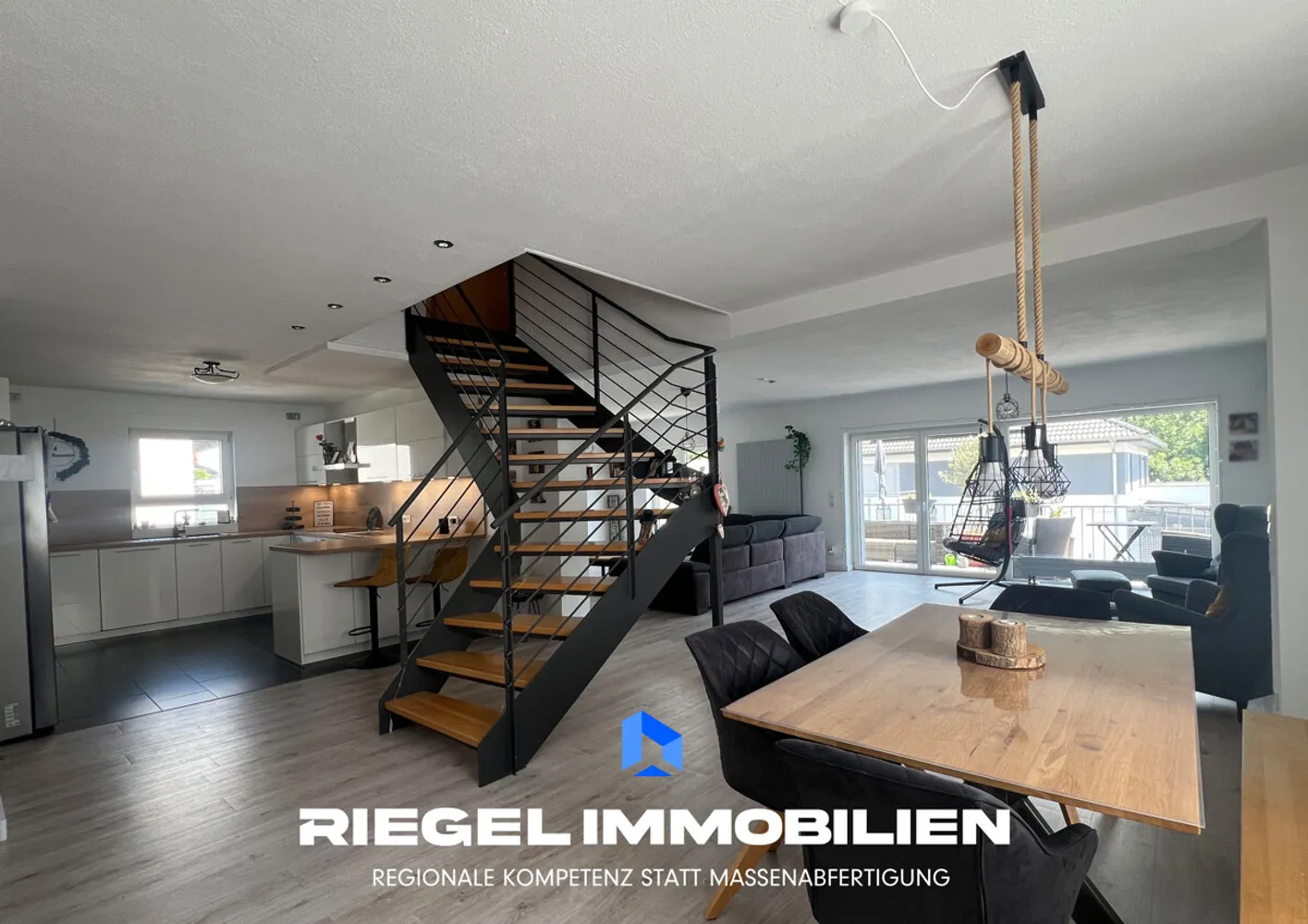 5 Zimmer Wohnung mit 175 m² in Speyer – Bild 1