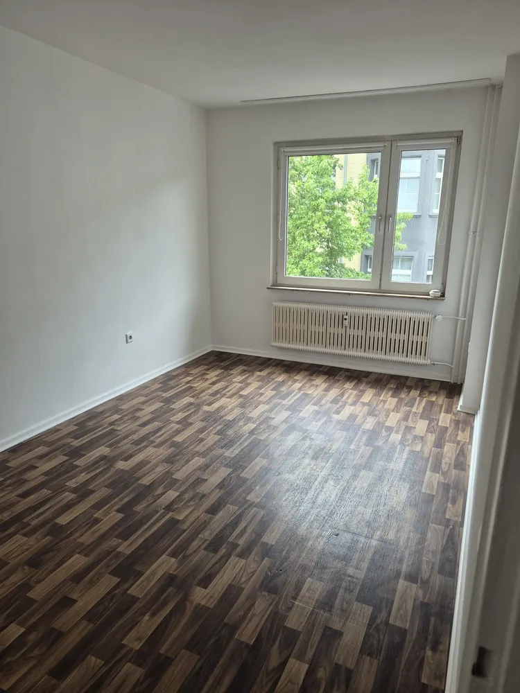 4 Zimmer Wohnung mit 77 m² in Duisburg – Bild 4