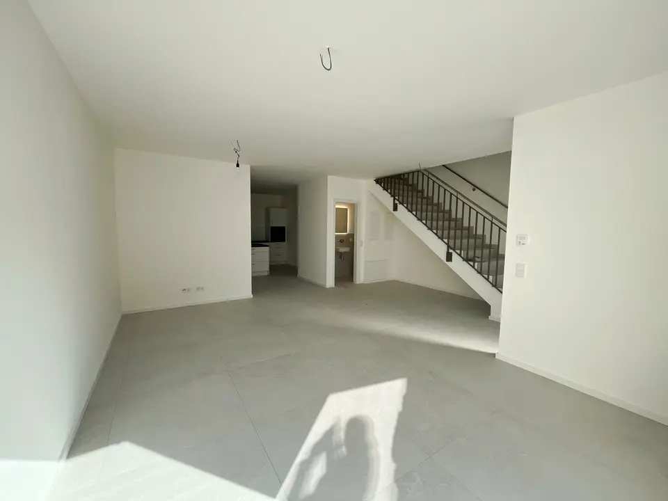 4 Zimmer Haus mit 123 m² in Wiesbaden – Bild 1