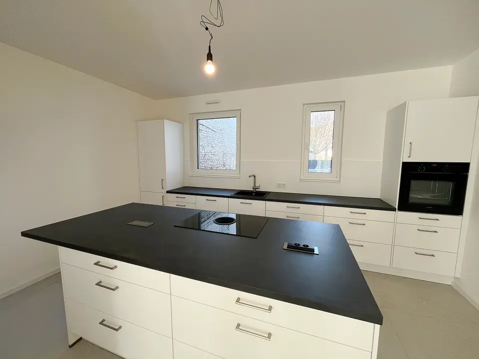 4 Zimmer Haus mit 123 m² in Wiesbaden – Bild 2