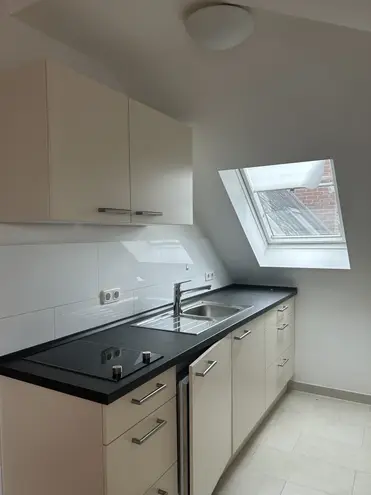 1 Zimmer Wohnung mit 30 m² in Wiesbaden – Bild 2
