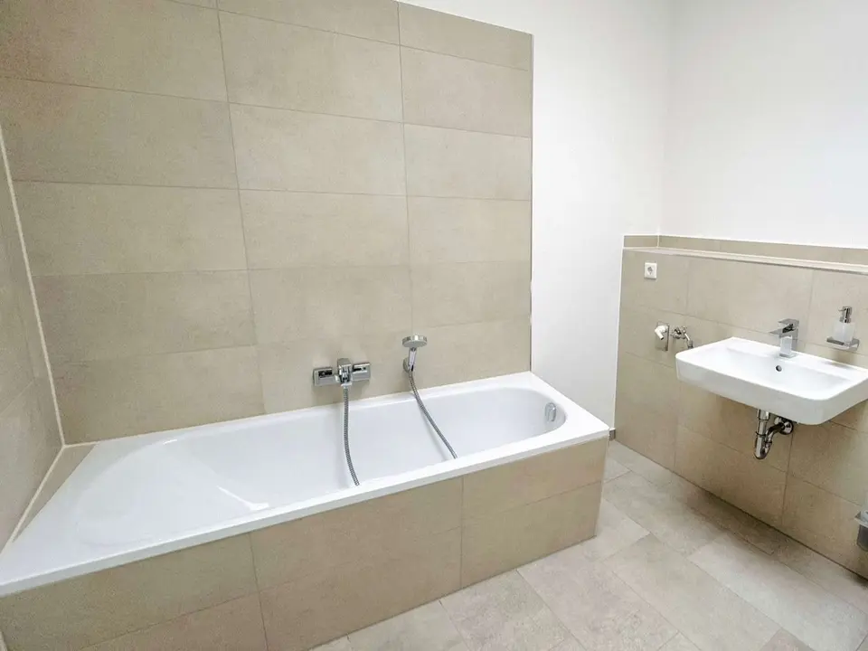3 Zimmer Wohnung mit 86 m² in Dresden – Bild 4