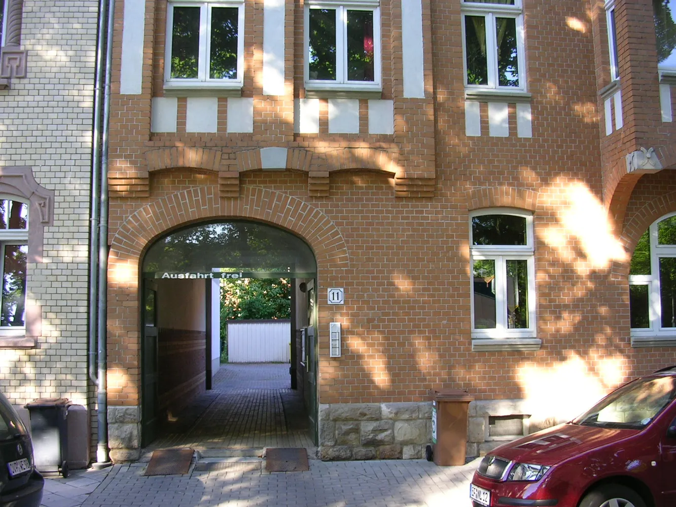 2 Zimmer Wohnung mit 66 m² in Erfurt – Bild 2
