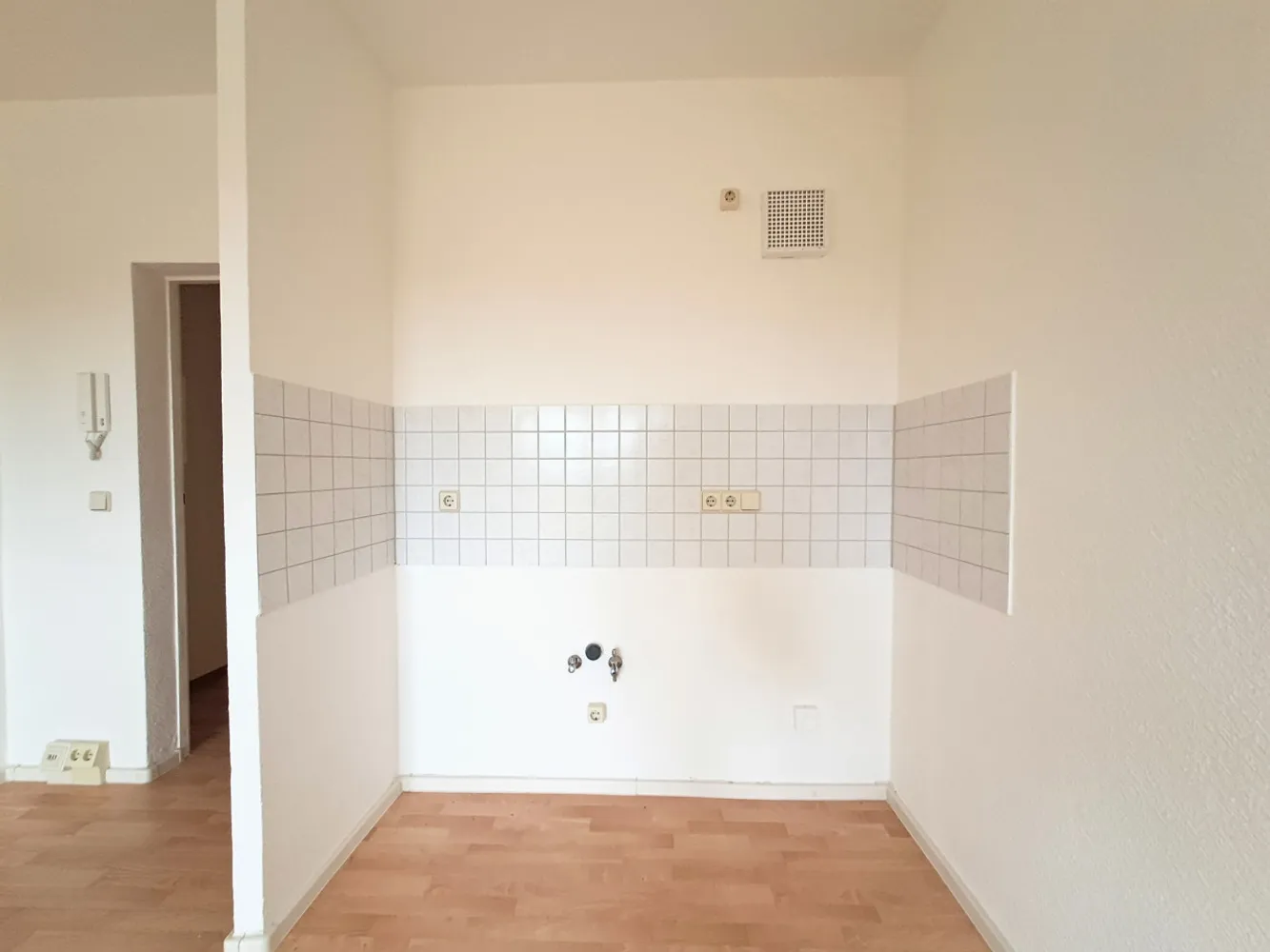 1 Zimmer Wohnung mit 30 m² in Plauen – Bild 6