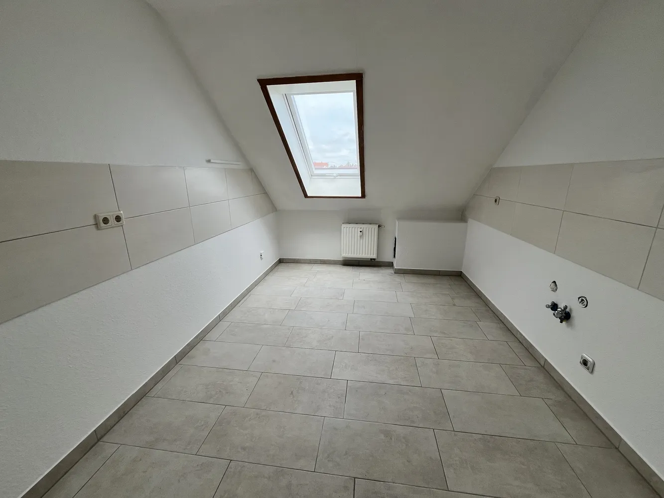 4 Zimmer Wohnung mit 93 m² in Gera – Bild 2