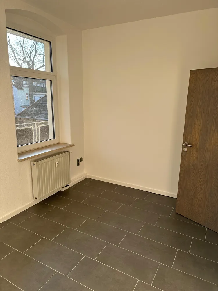 3 Zimmer Wohnung mit 66 m² in Plauen – Bild 2