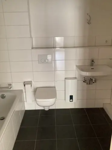 4 Zimmer Wohnung mit 106 m² in Lübeck – Bild 7
