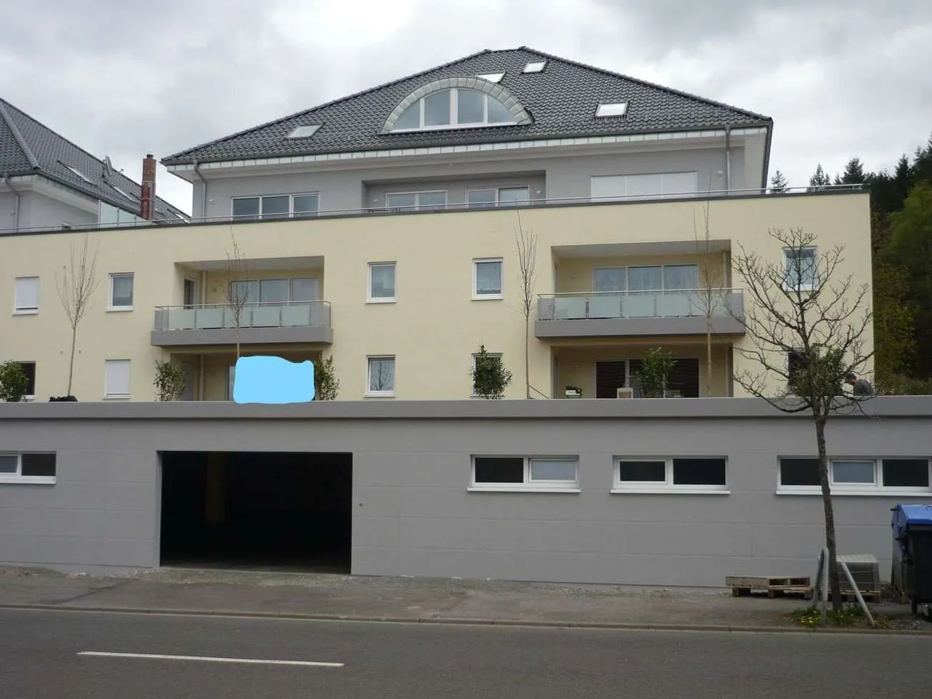 2 Zimmer Wohnung mit 70 m² in Homburg – Bild 1