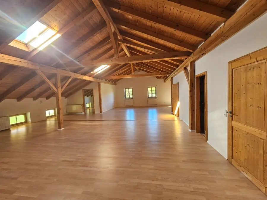 4 Zimmer Haus mit 135 m² in Landshut – Bild 1