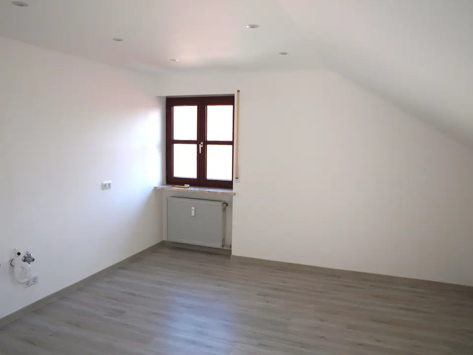 3 Zimmer Wohnung mit 95 m² in Landshut – Bild 3