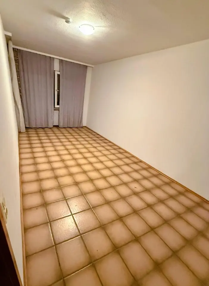 5 Zimmer Wohnung mit 136 m² in Kaiserslautern – Bild 2