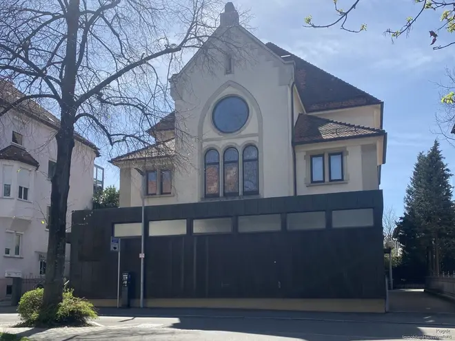 10 Zimmer Haus mit 896 m² in Reutlingen – Bild 1