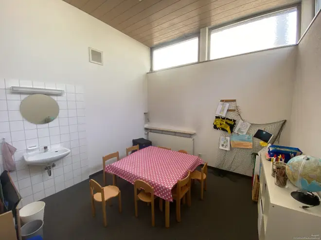 10 Zimmer Haus mit 896 m² in Reutlingen – Bild 8