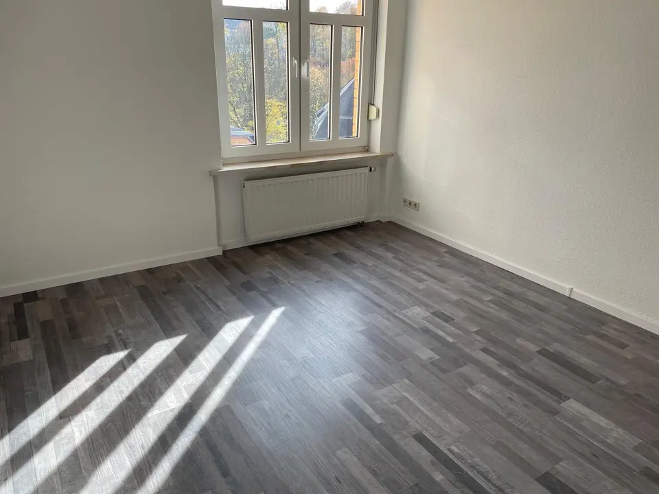 3 Zimmer Wohnung mit 80 m² in Plauen – Bild 2
