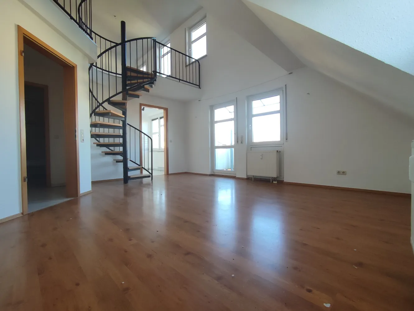 3 Zimmer Wohnung mit 83 m² in Zwickau – Bild 1