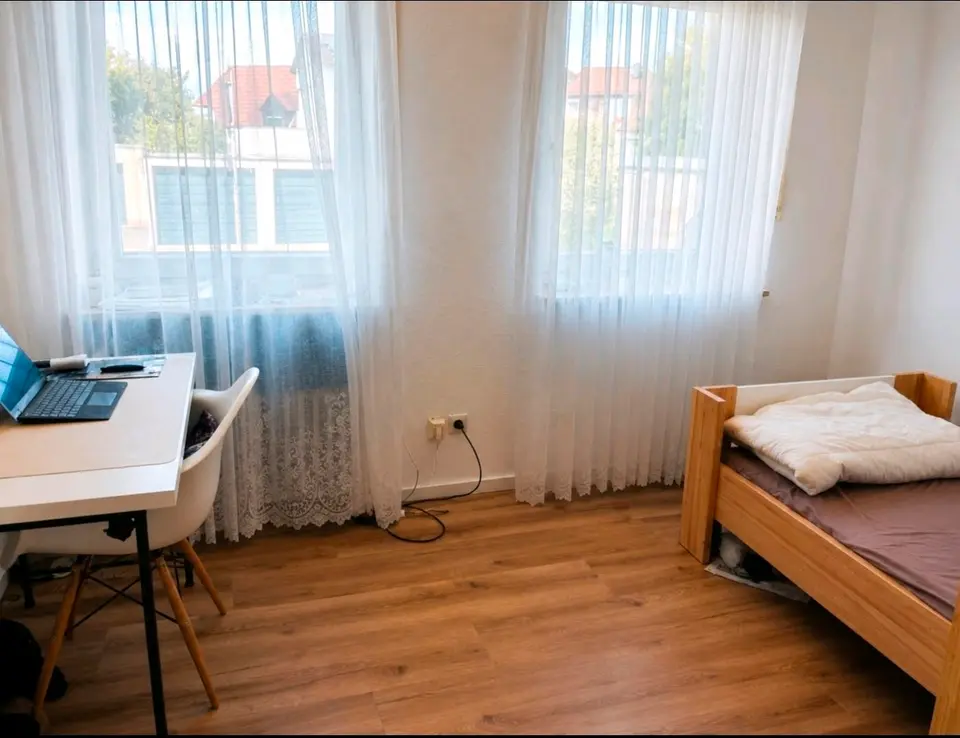 WG-Zimmer mit 24 m² in Erlangen – Bild 9