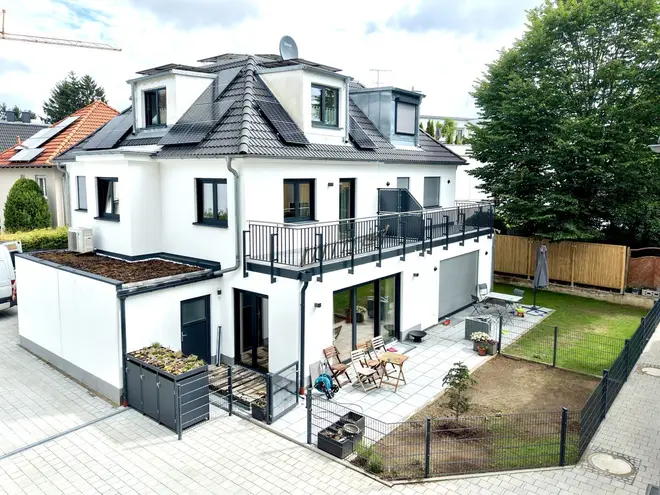 5 Zimmer Haus mit 170 m² in München – Bild 1