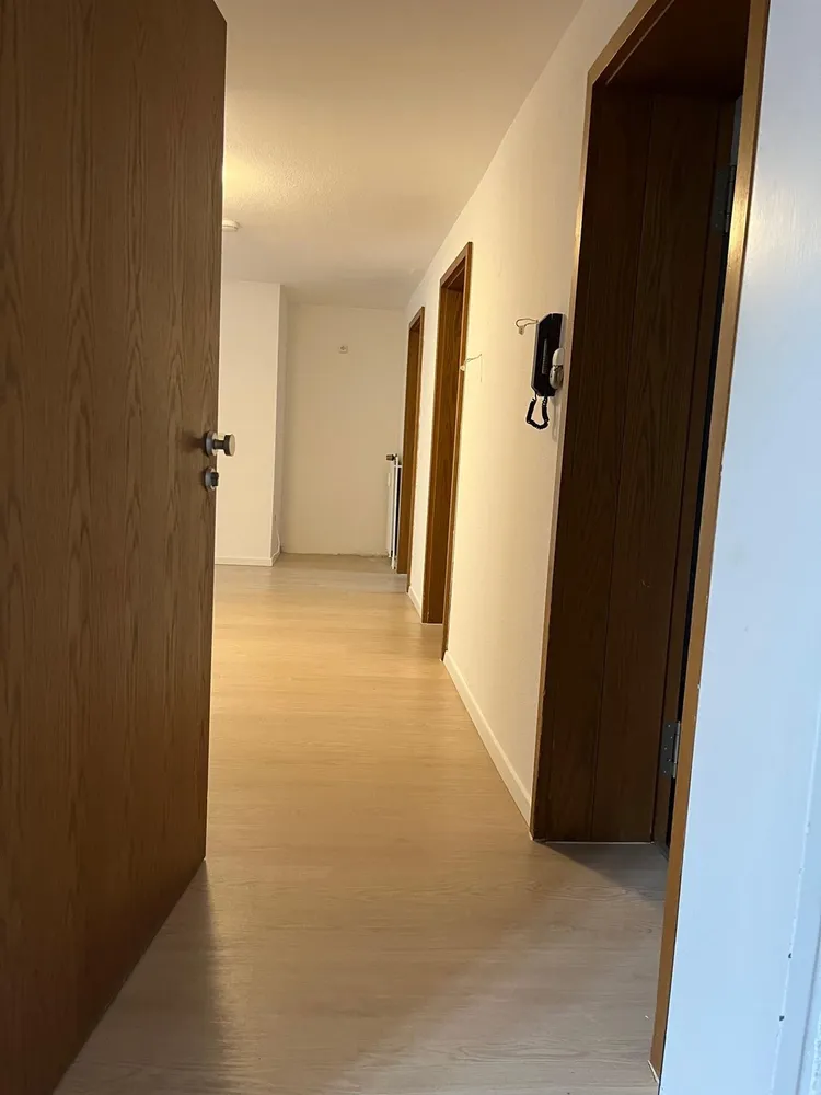 3 Zimmer Wohnung mit 110 m² in Detmold – Bild 2