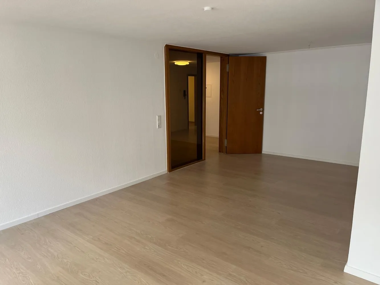 3 Zimmer Wohnung mit 110 m² in Detmold – Bild 3