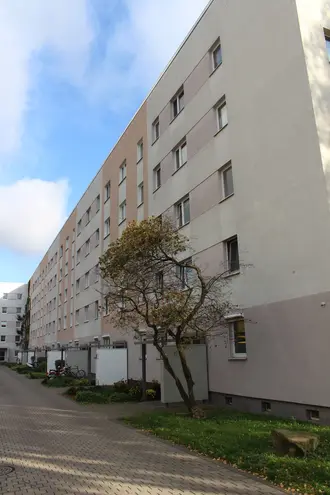 2 Zimmer Wohnung mit 44 m² in Erfurt – Bild 1