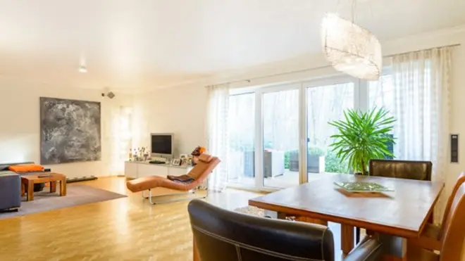 6 Zimmer Haus mit 210 m² in Köln – Bild 3