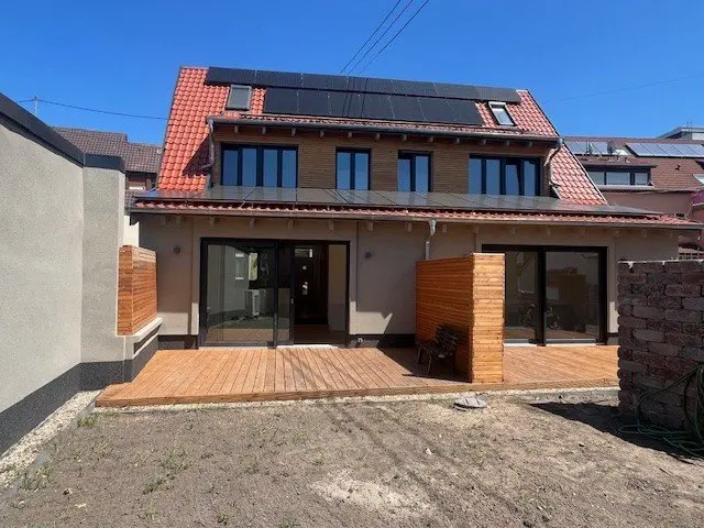 5 Zimmer Haus mit 136 m² in Karlsruhe – Bild 1