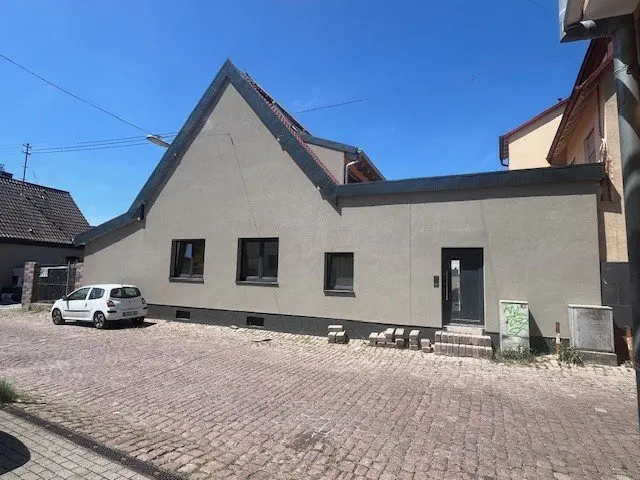 5 Zimmer Haus mit 136 m² in Karlsruhe – Bild 3