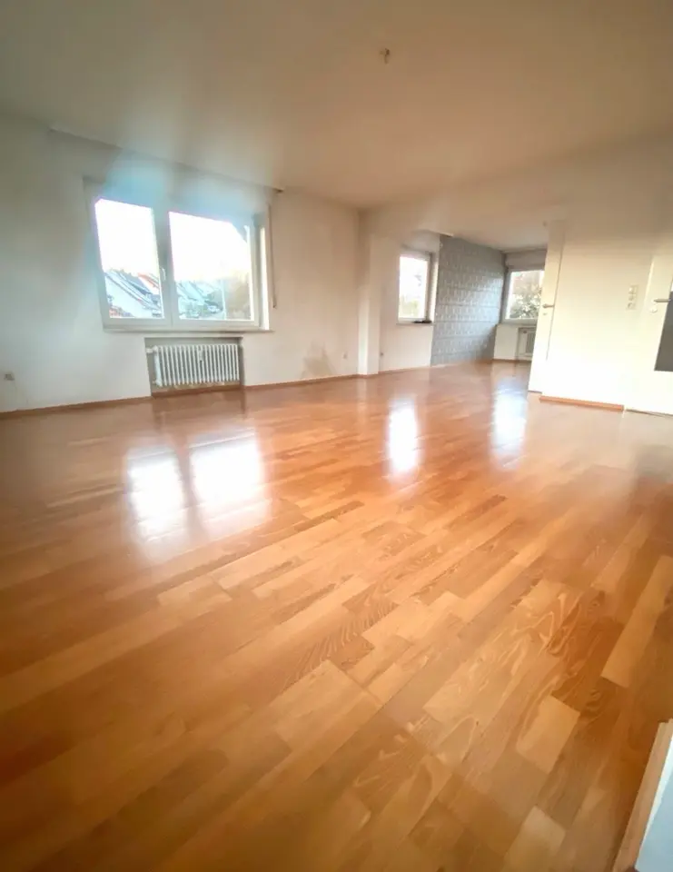 4 Zimmer Wohnung mit 100 m² in Tübingen – Bild 2