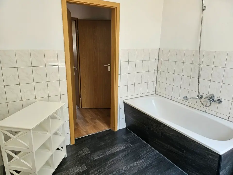 2 Zimmer Wohnung mit 50 m² in Zwickau – Bild 8