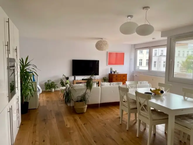 3 Zimmer Wohnung mit 80 m² in Berlin – Bild 2