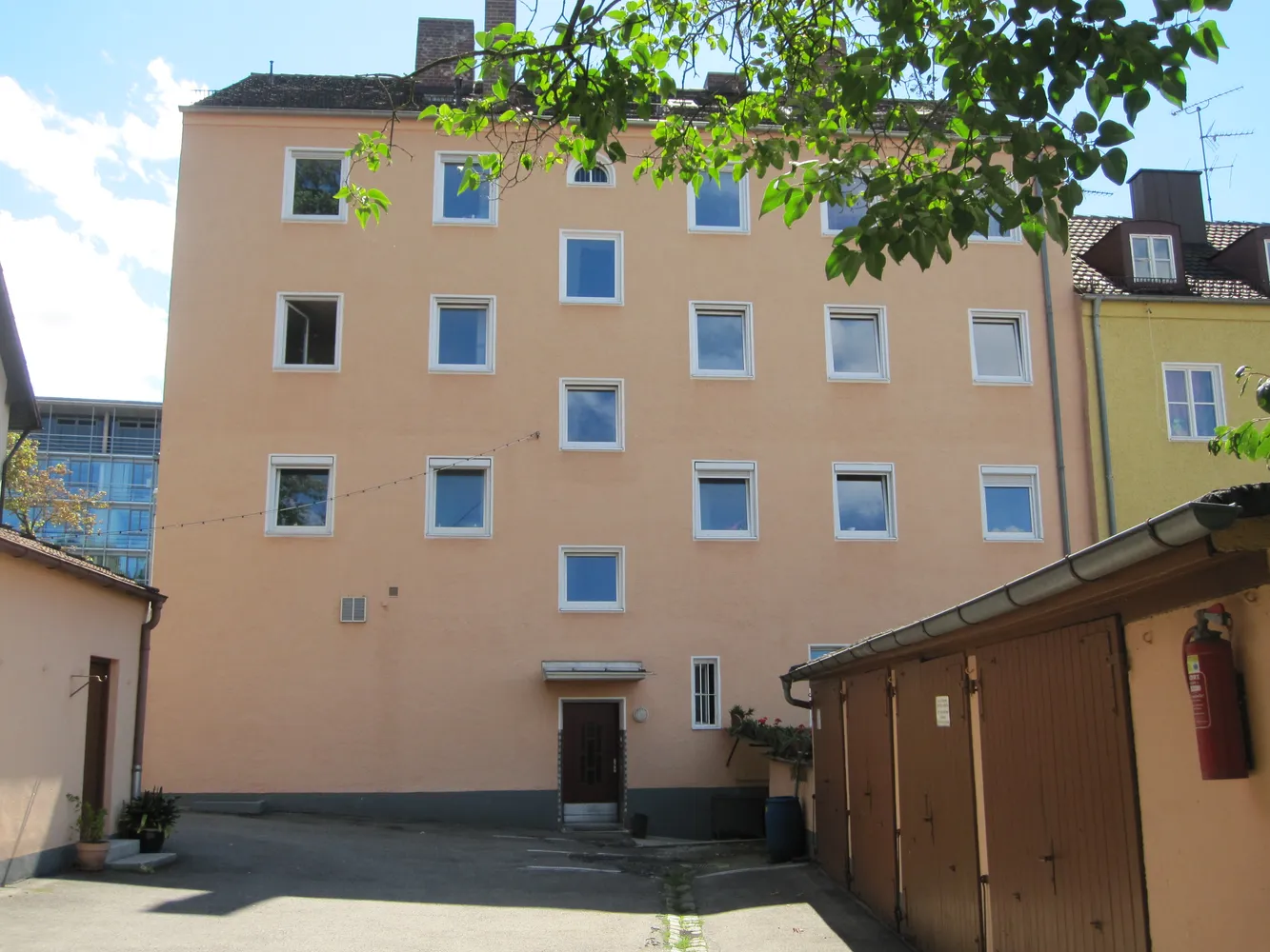 3 Zimmer Wohnung mit 69 m² in Augsburg – Bild 2