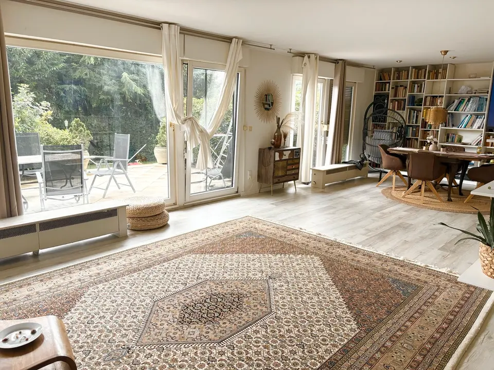 5 Zimmer Haus mit 140 m² in Detmold – Bild 1