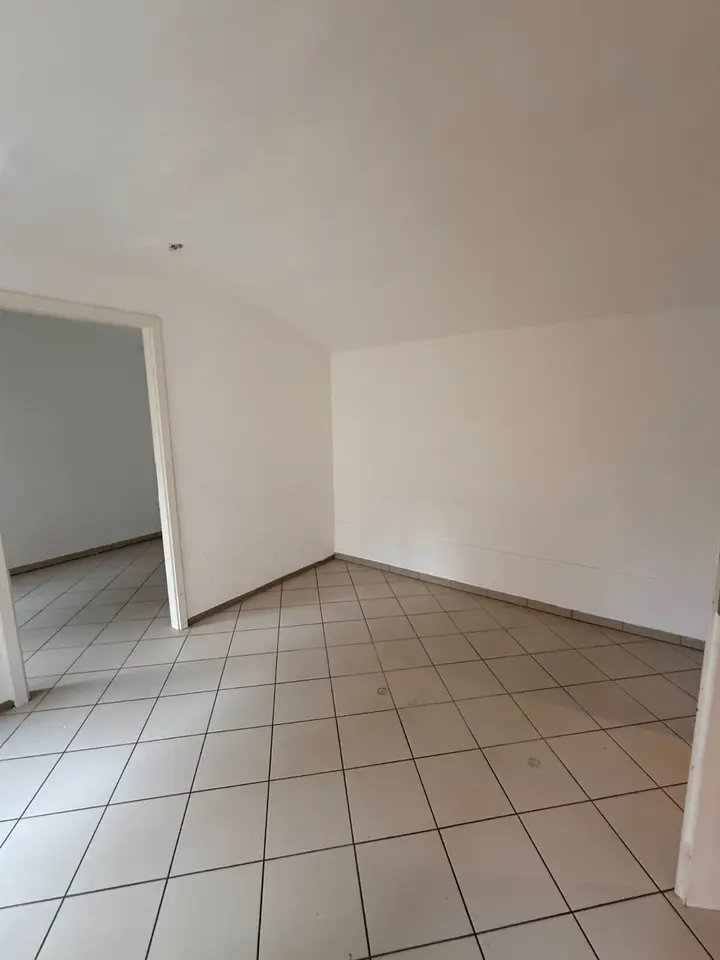4 Zimmer Wohnung mit 100 m² in Dresden – Bild 6