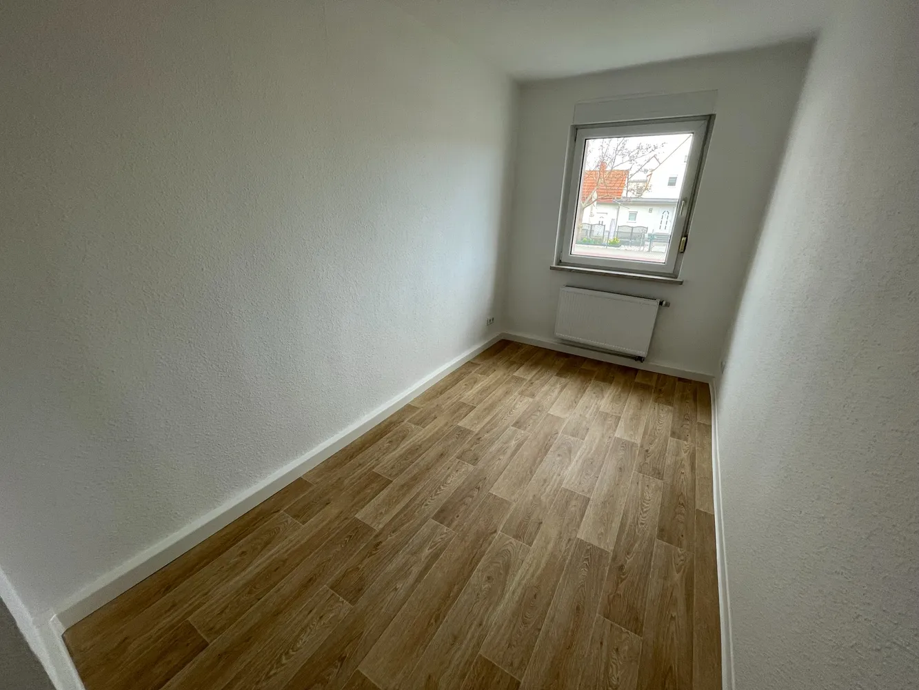 3 Zimmer Wohnung mit 60 m² in Merseburg – Bild 3