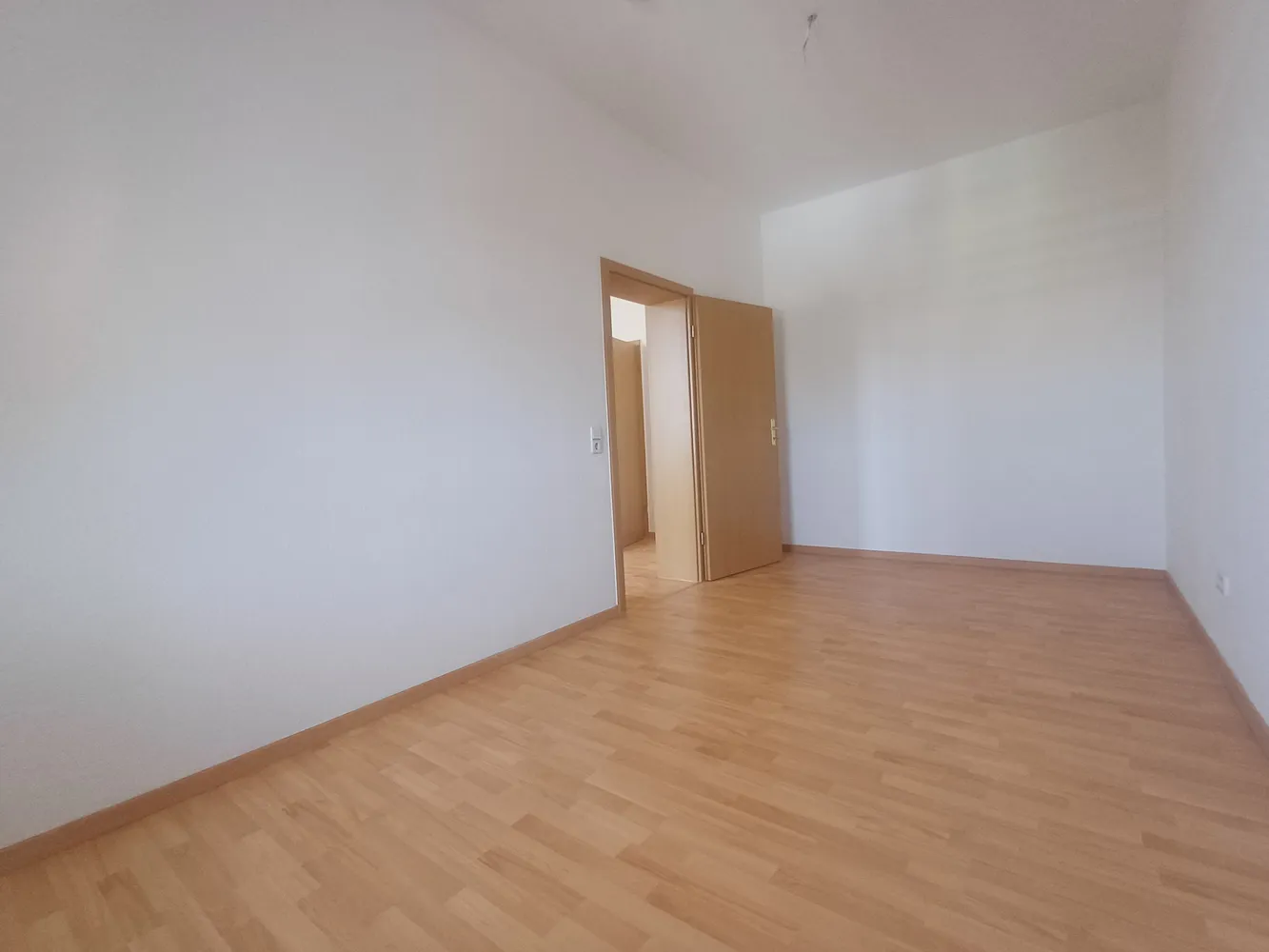 2 Zimmer Wohnung mit 62 m² in Zwickau – Bild 8
