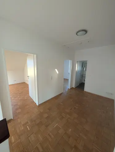 3 Zimmer Wohnung mit 76 m² in Düsseldorf – Bild 4