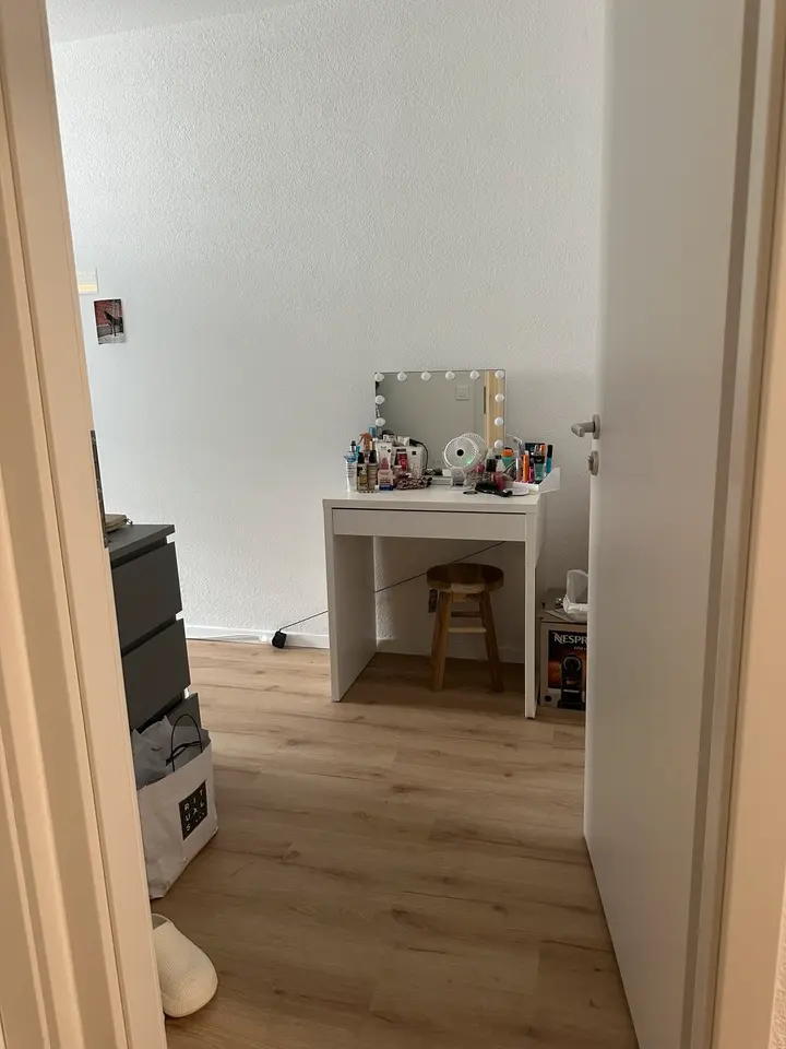 WG-Zimmer mit 32 m² in Frankfurt am Main – Bild 3